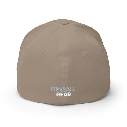Gorra de béisbol bordada FlexFit de Fireball Gear - Flame &amp; Gear - Gris y blanca