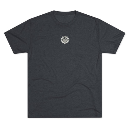 Fireball Gear - Camiseta unisex de mezcla triple gris y blanca con llamas y engranajes centrados