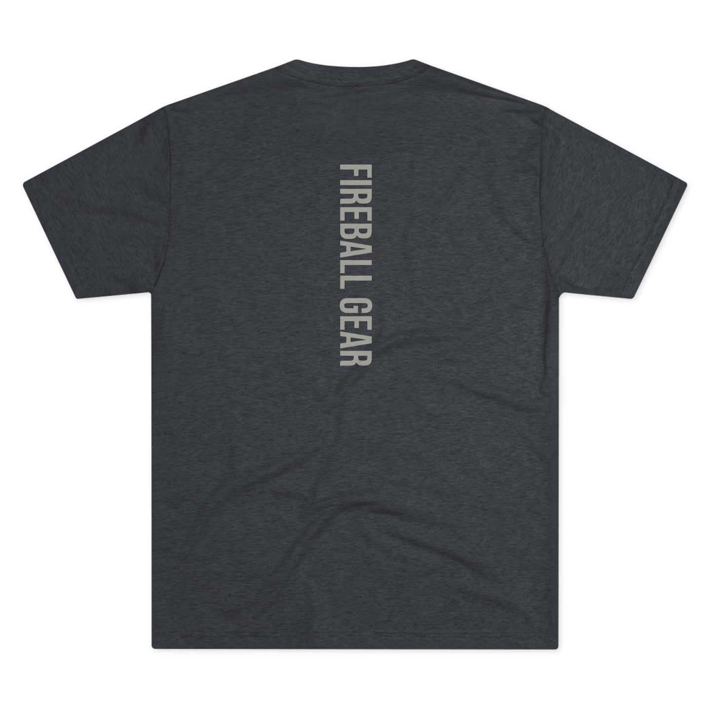 Fireball Gear - Camiseta unisex de mezcla triple gris y blanca con llamas y engranajes centrados